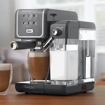 Imagen de Maquina Café Oster PrimaLatte Touch BVSTEM6801M 2.6L